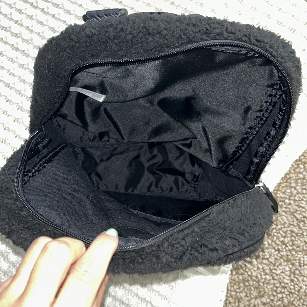 Ivivva • lead with love sherpa mini backpack